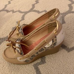 Sperry wedges